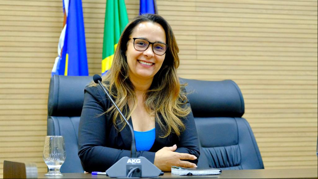 ALTO PARAÍSO: Emenda de R$ 15 mil de Rosangela Donadon vai garantir novos móveis para o SAMU